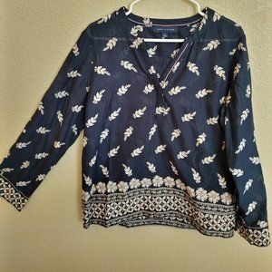 Large Tommy Hilfiger Shirt